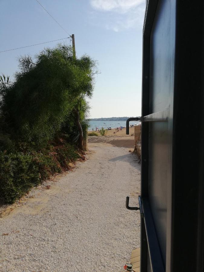 New Rooms On The Beach Pozzallo Esterno foto